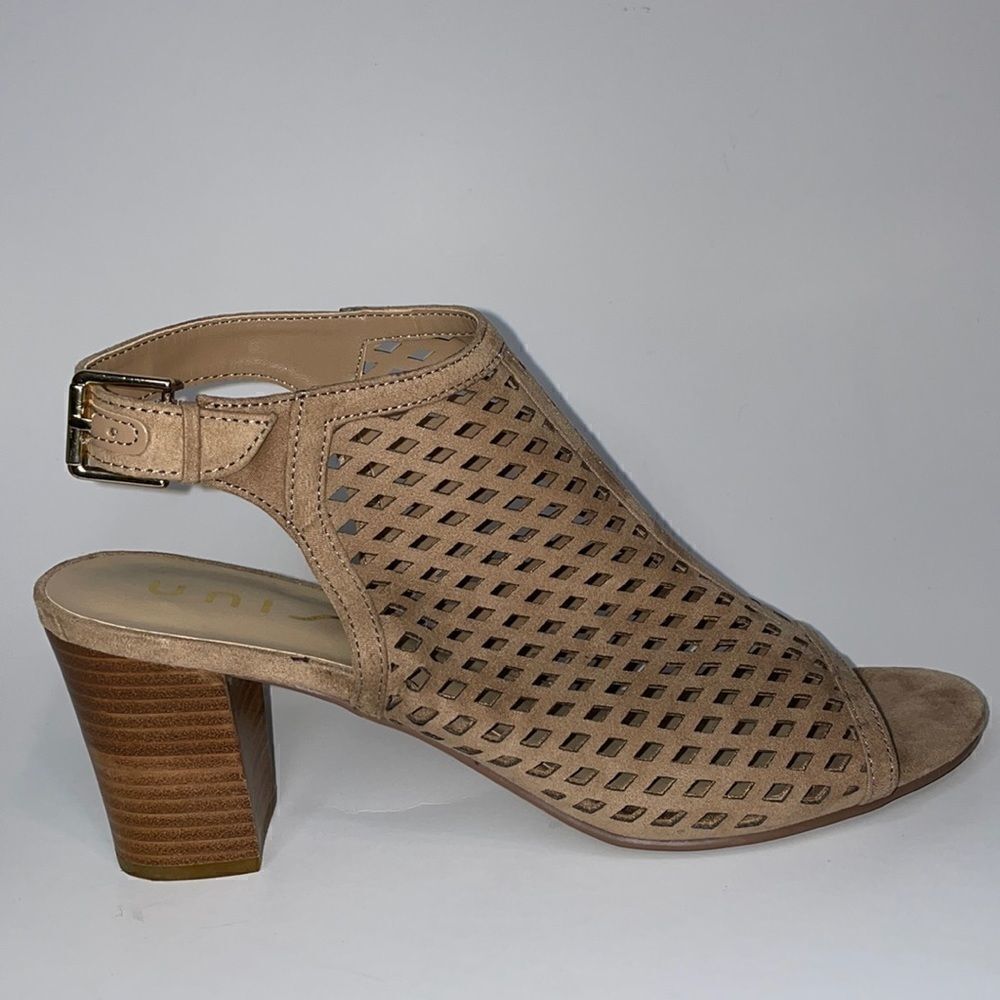 Unisa Laser Cut Block Heel Sandals  11M Tan Excellent Perforated Ankle Strap